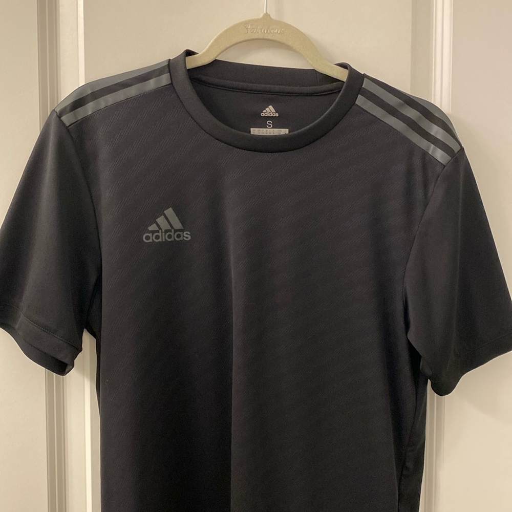 Adidas climate shirt. Size small